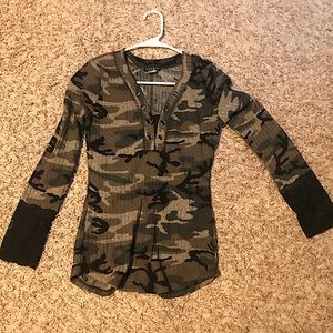 Camo & Lace Venus Long Sleeved